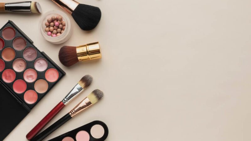 A Evolução da Beleza Limpa: Como Unir Maquiagem, Skincare e Sustentabilidade na Sua Rotina