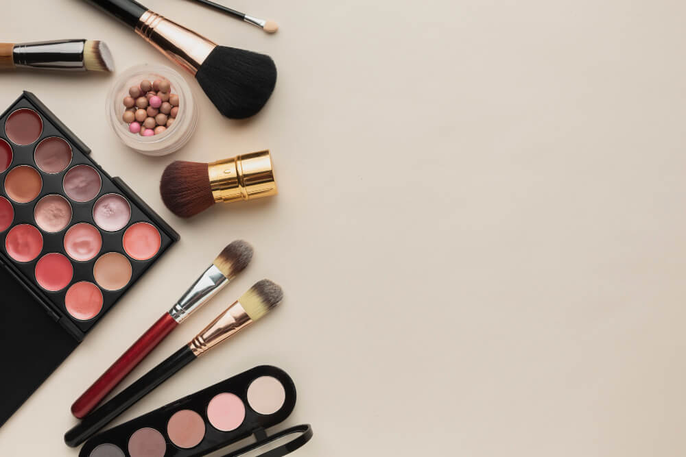 A revolução da beleza limpa (clean beauty) transformou radicalmente a forma como encaramos a nossa rotina diária de cuidados pessoais.